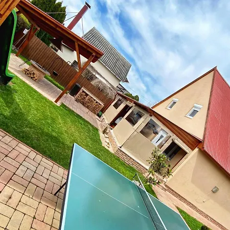 Szarcsa Vendeghaz